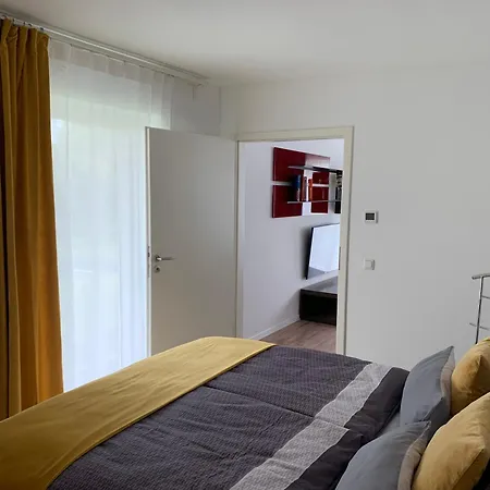 Eifel24, Homeoffice Mit Terrasse Apartment Schwirzheim